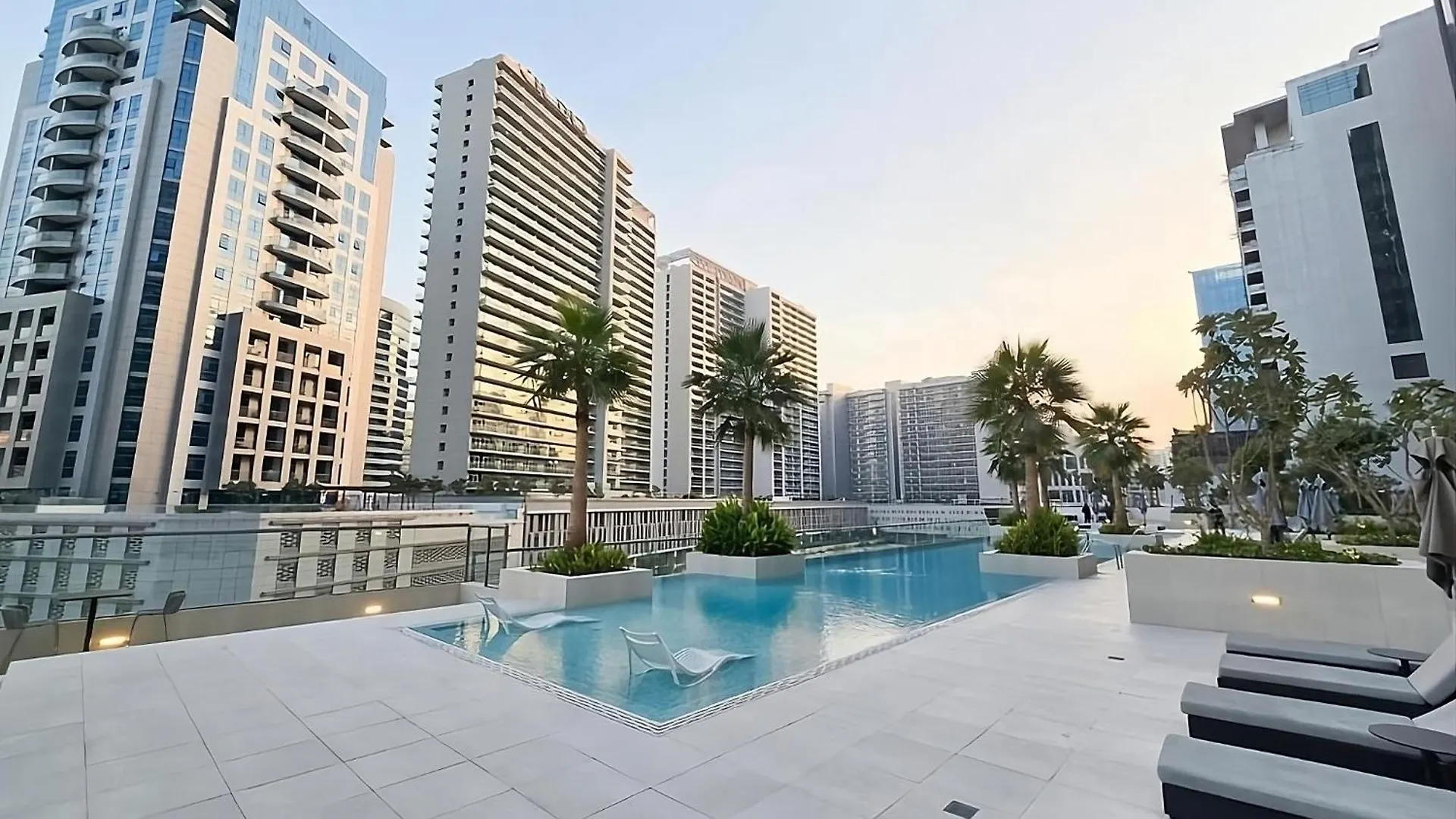 Brown Stone - Omniyat Burj Khalifa View Apartment Dubai United Arab Emirates